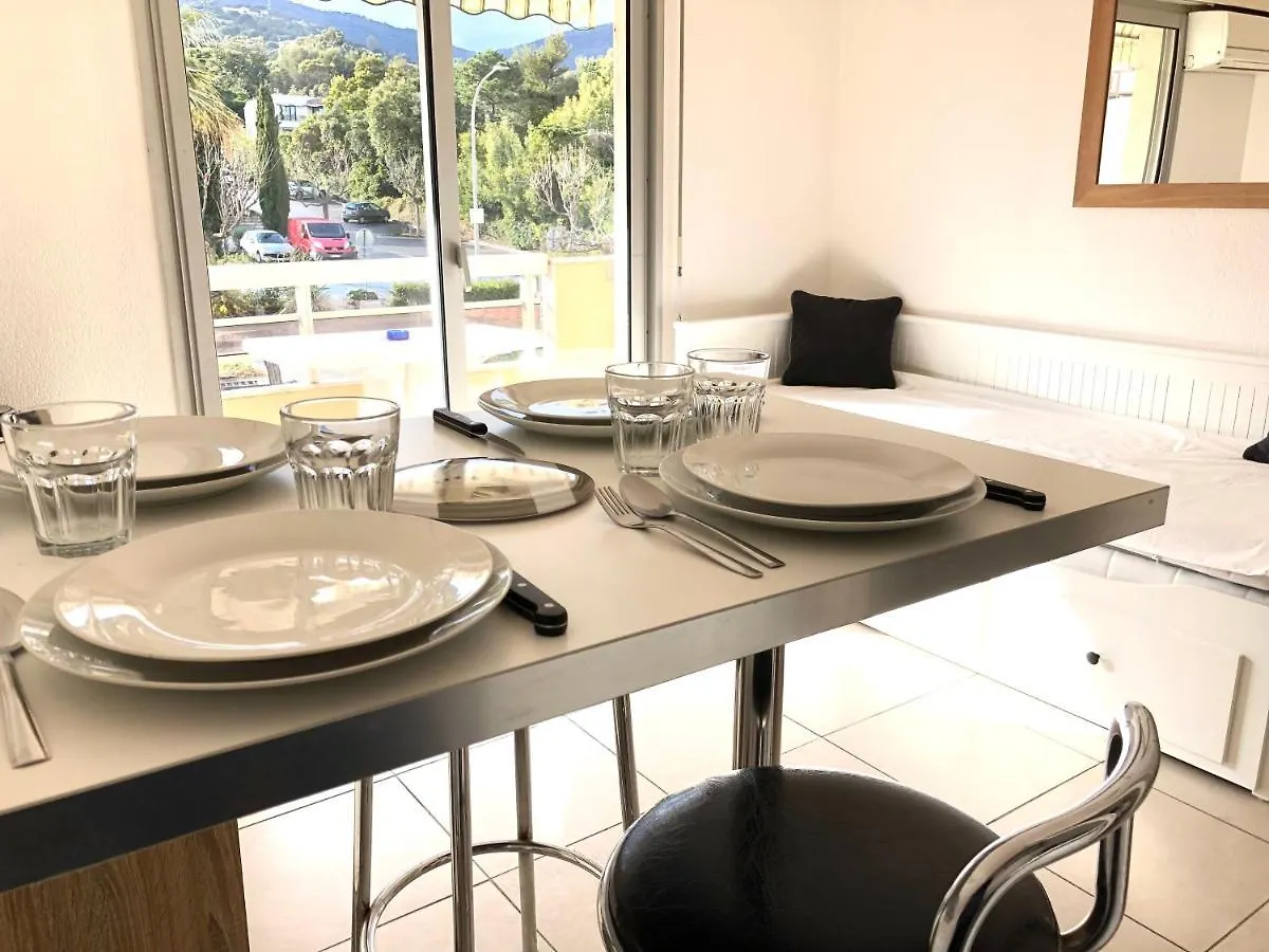 Studio Bord De Mer Cavalaire 0*, Cavalaire-sur-Mer Francie