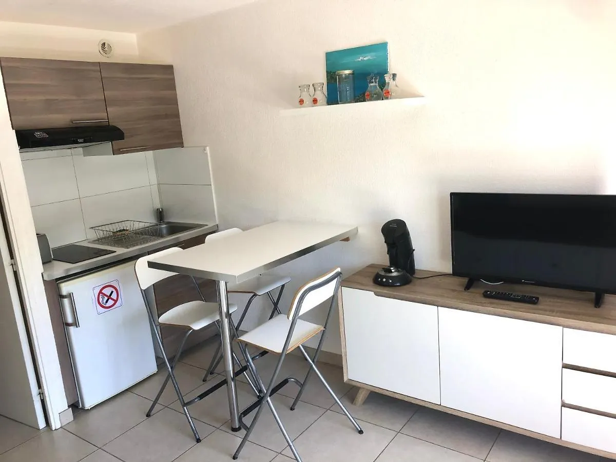 Apartment Studio Bord De Mer Cavalaire France